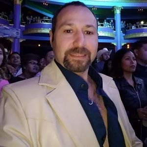 Meet your Posher, Octavio